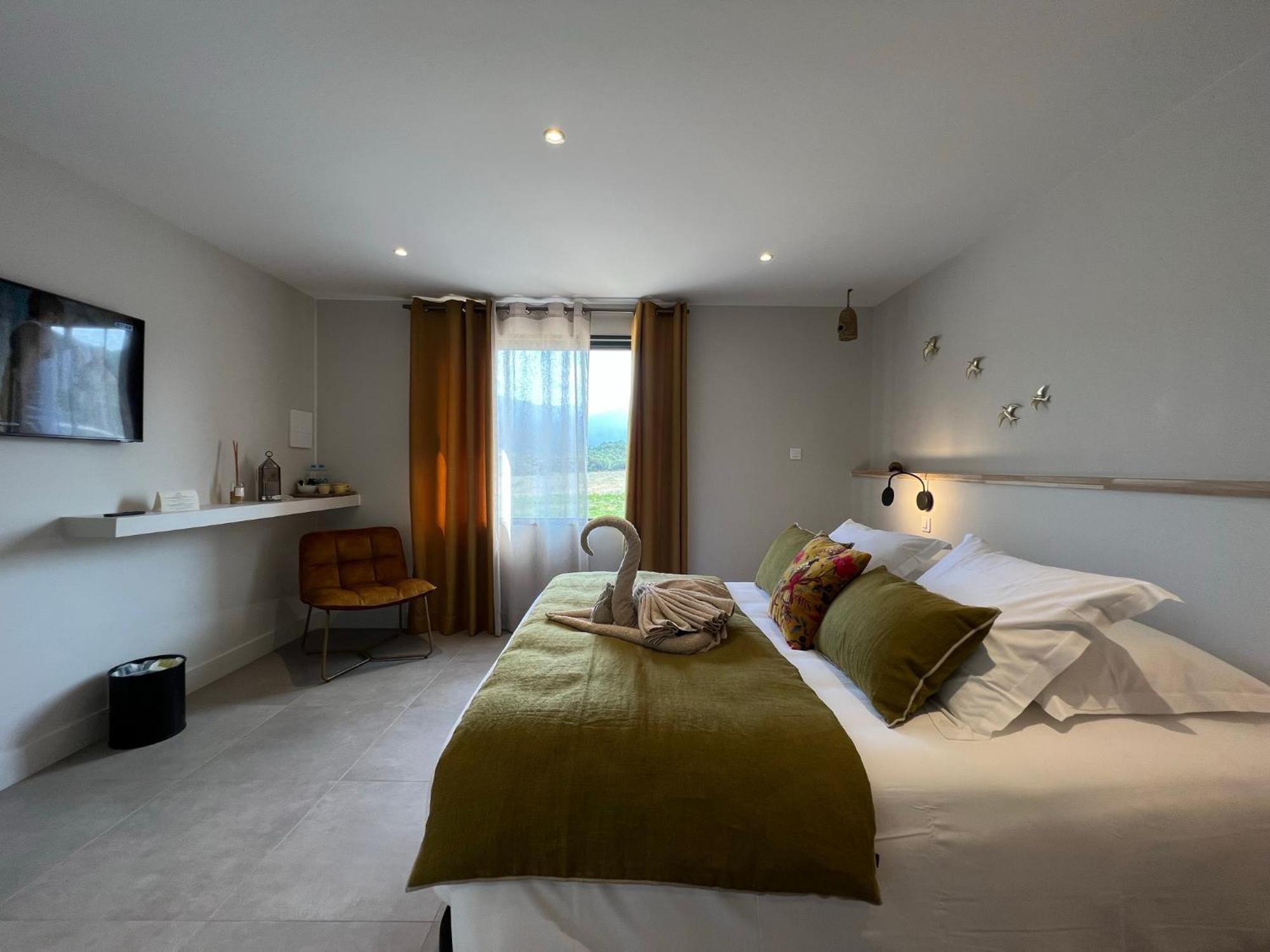 Le Petit Hotel De Pianottoli-Caldarello Екстер'єр фото